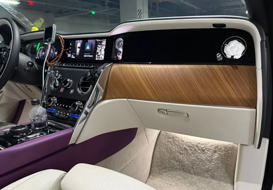 Rolls-Royce Cullinan 2025