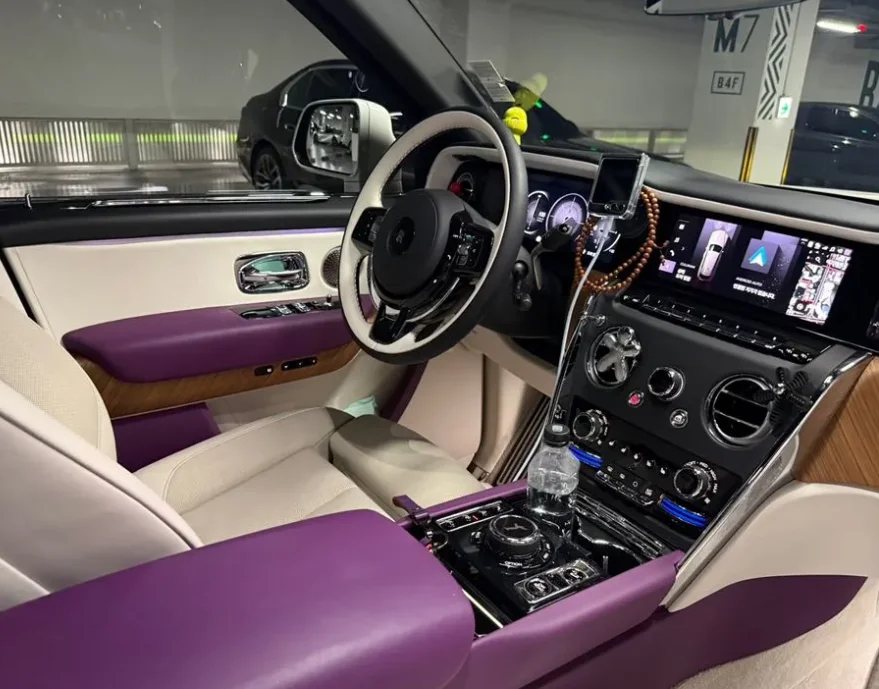 Rolls-Royce Cullinan 2025