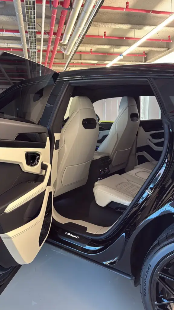 Lamborghini Urus SE 2025