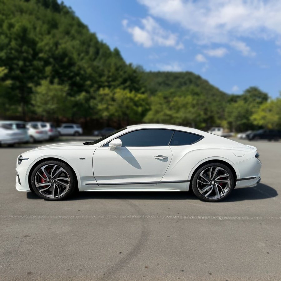 Bentley Continental GT Speed PHEV 2025