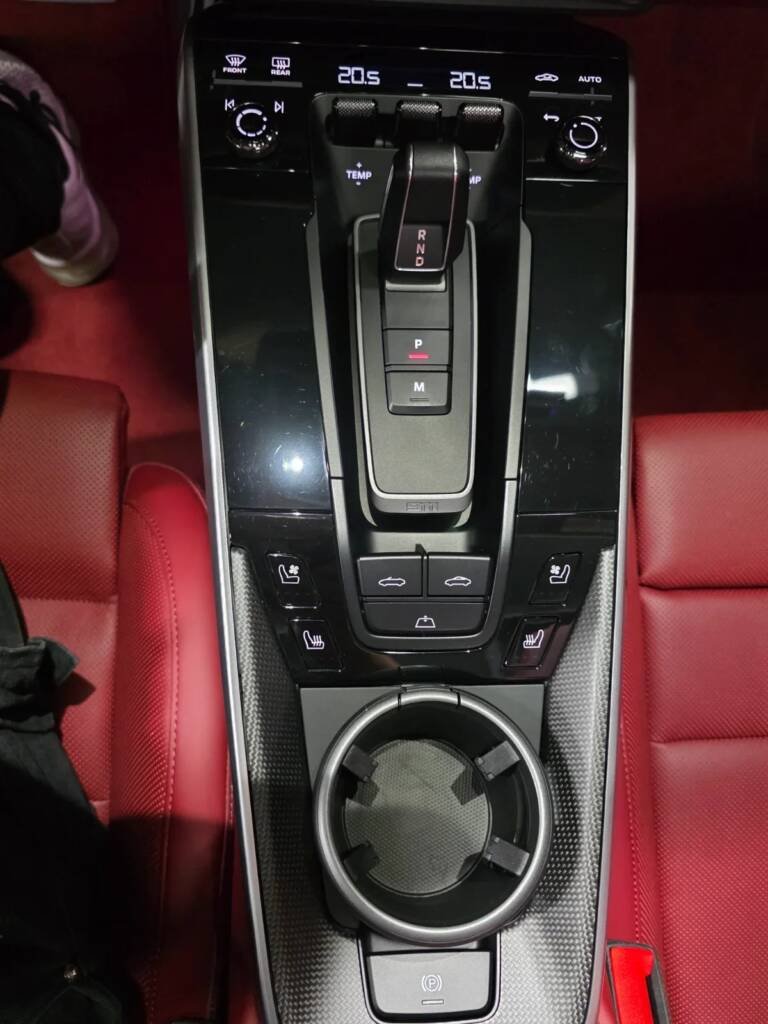 Porsche 911 Turbo S Cabriolet 992 2021