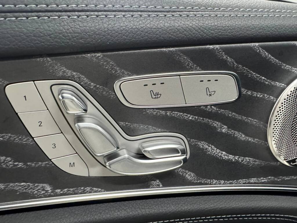 Mercedes-Benz E350 4MATIC AMG 2022