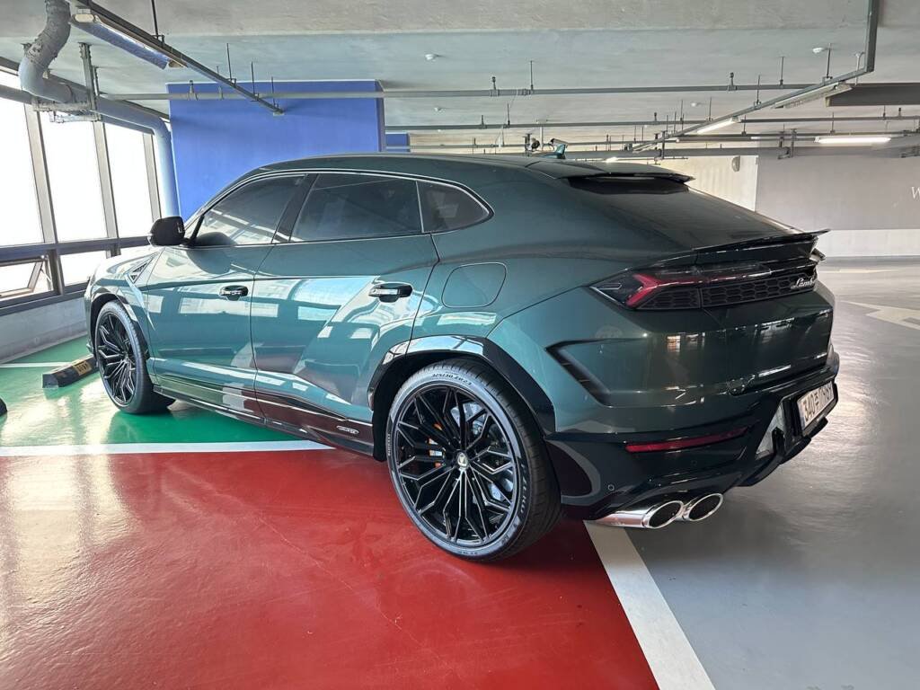 Lamborghini Urus 2026