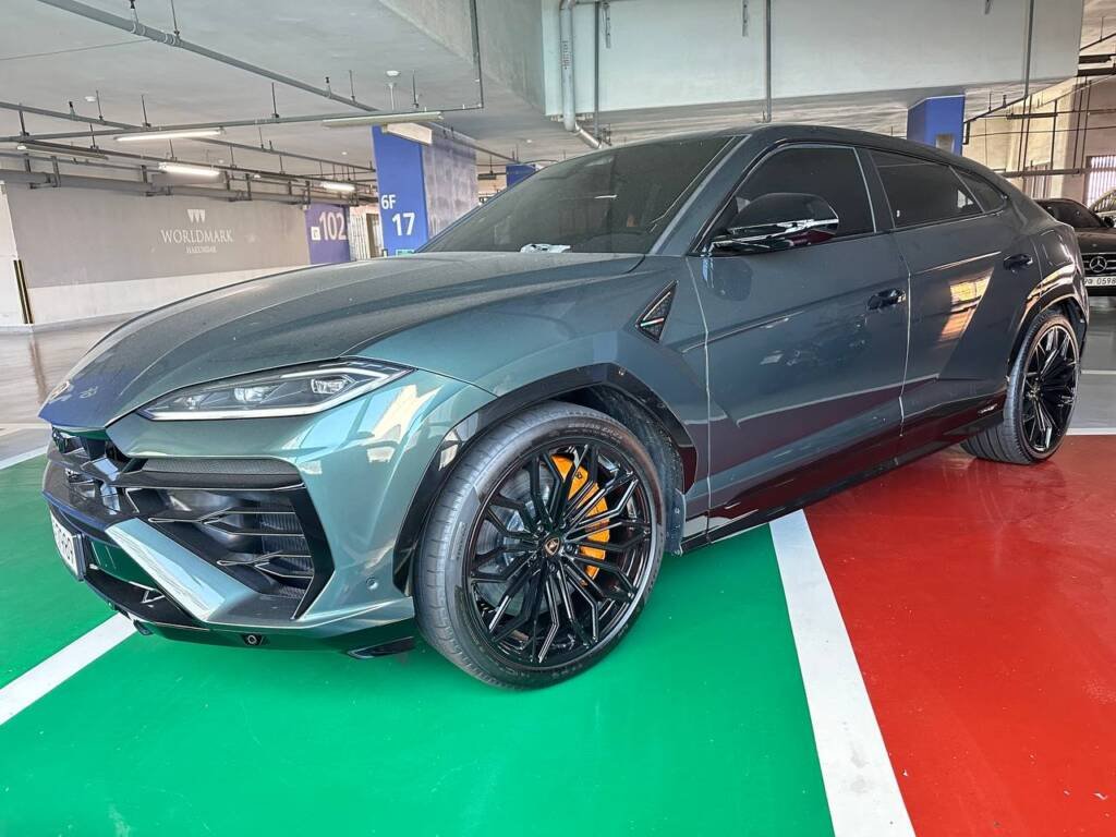 Lamborghini Urus 2026