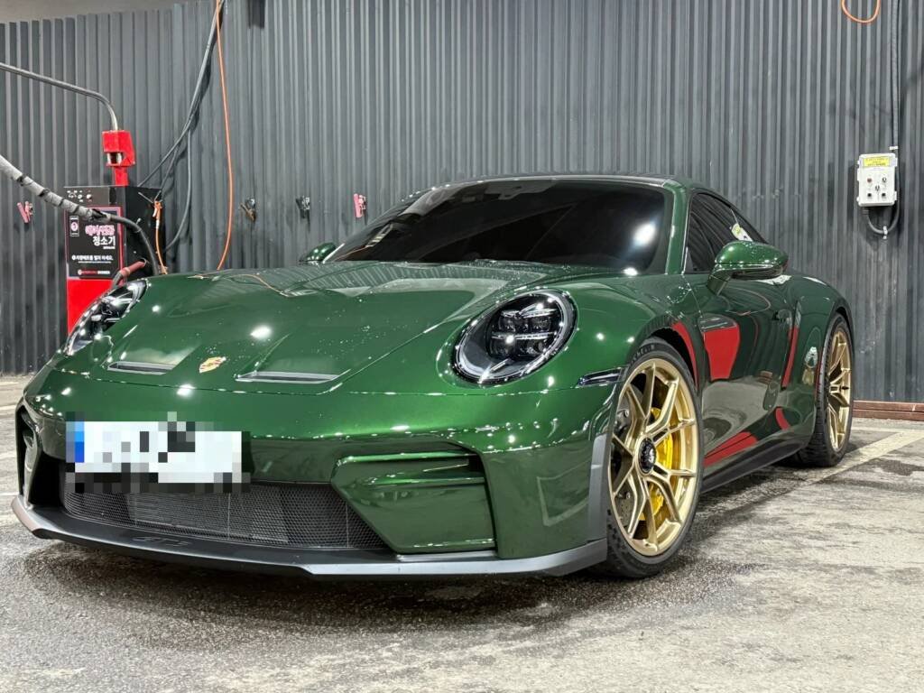 Porsche 911 GT3 Touring Package 2026