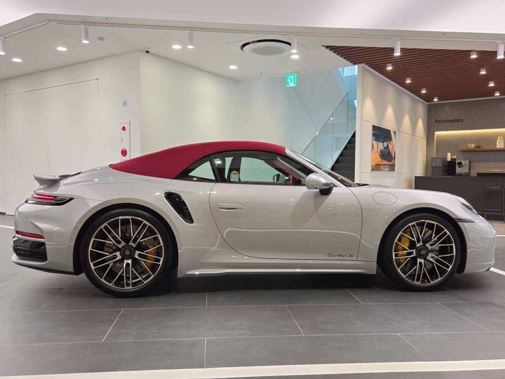 Porsche 911 Turbo S Cabriolet 2026