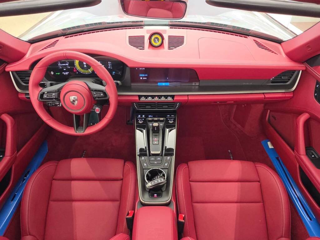 Porsche 911 Turbo S Cabriolet 2026
