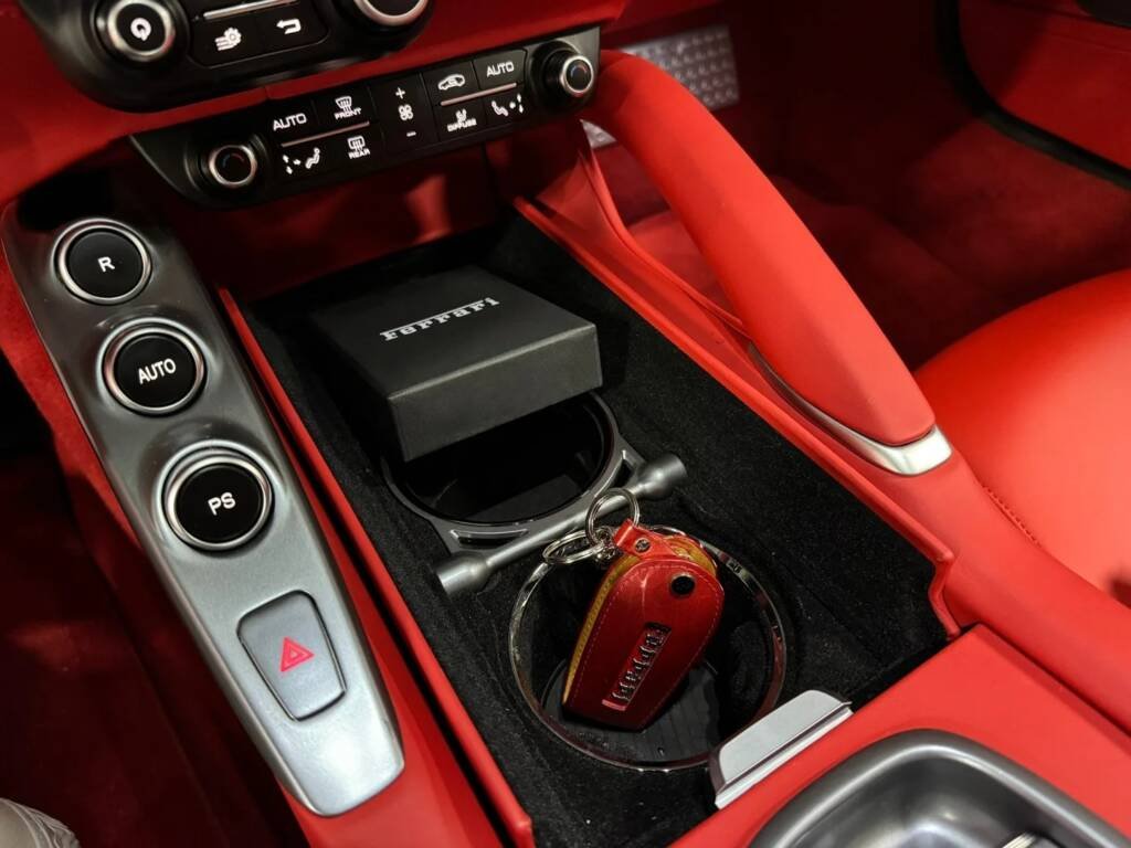 Ferrari GTC4Lusso T 3.9 V8 2020