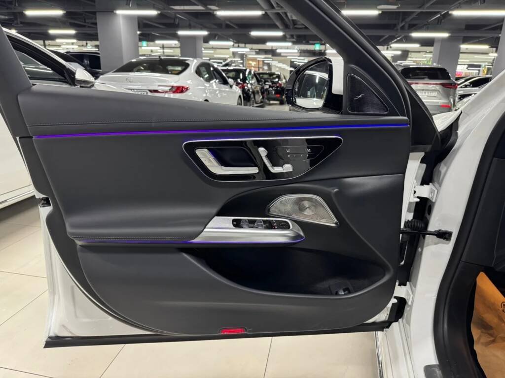 Mercedes-Benz E450 4MATIC Exclusive 2025