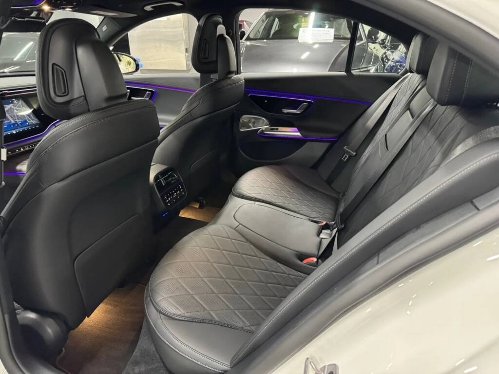 Mercedes-Benz E450 4MATIC Exclusive 2025