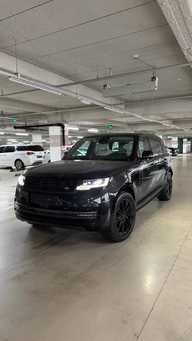 Range Rover P530 Autobiography LWB 2026