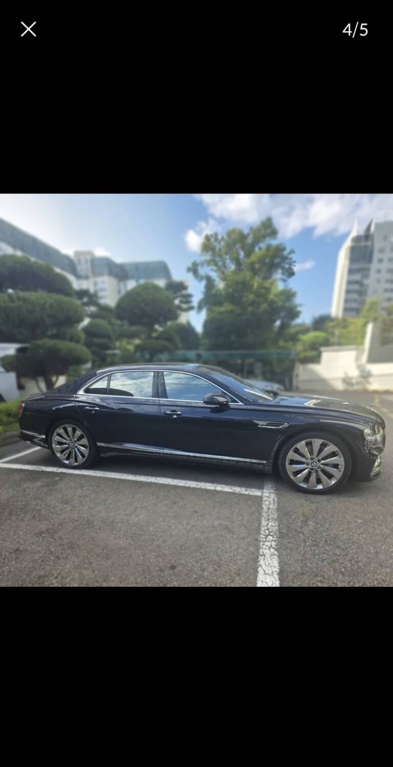 Bentley Flying Spur 2022