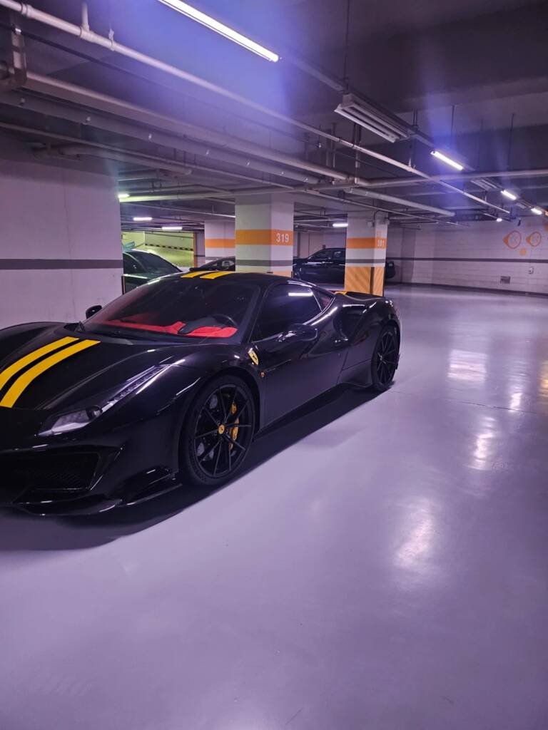 Ferrari 488 Pista 2019