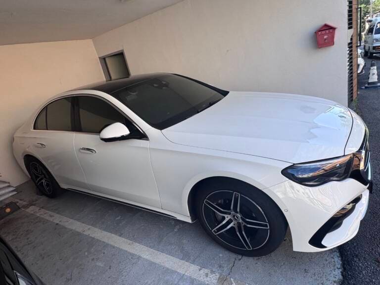 E300 4MATIC AMG Line 2025