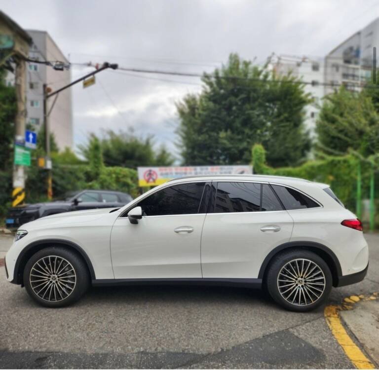 GLC 300 4MATIC AMG Line 2026
