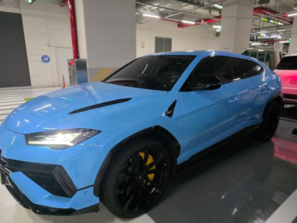 Lamborghini Urus S 2025