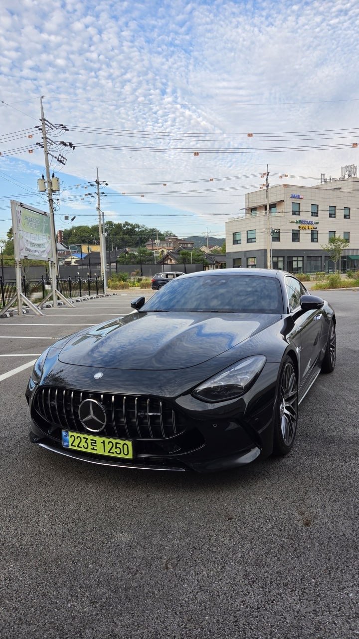 Mercedes-AMG GT 55 2025