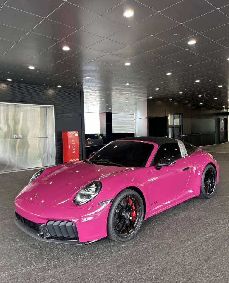 Porsche 911 Targa 4 GTS 2025