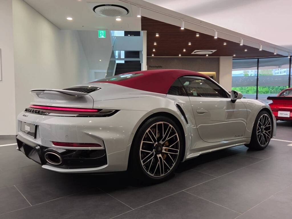 Porsche 911 Turbo S Cabriolet 2026